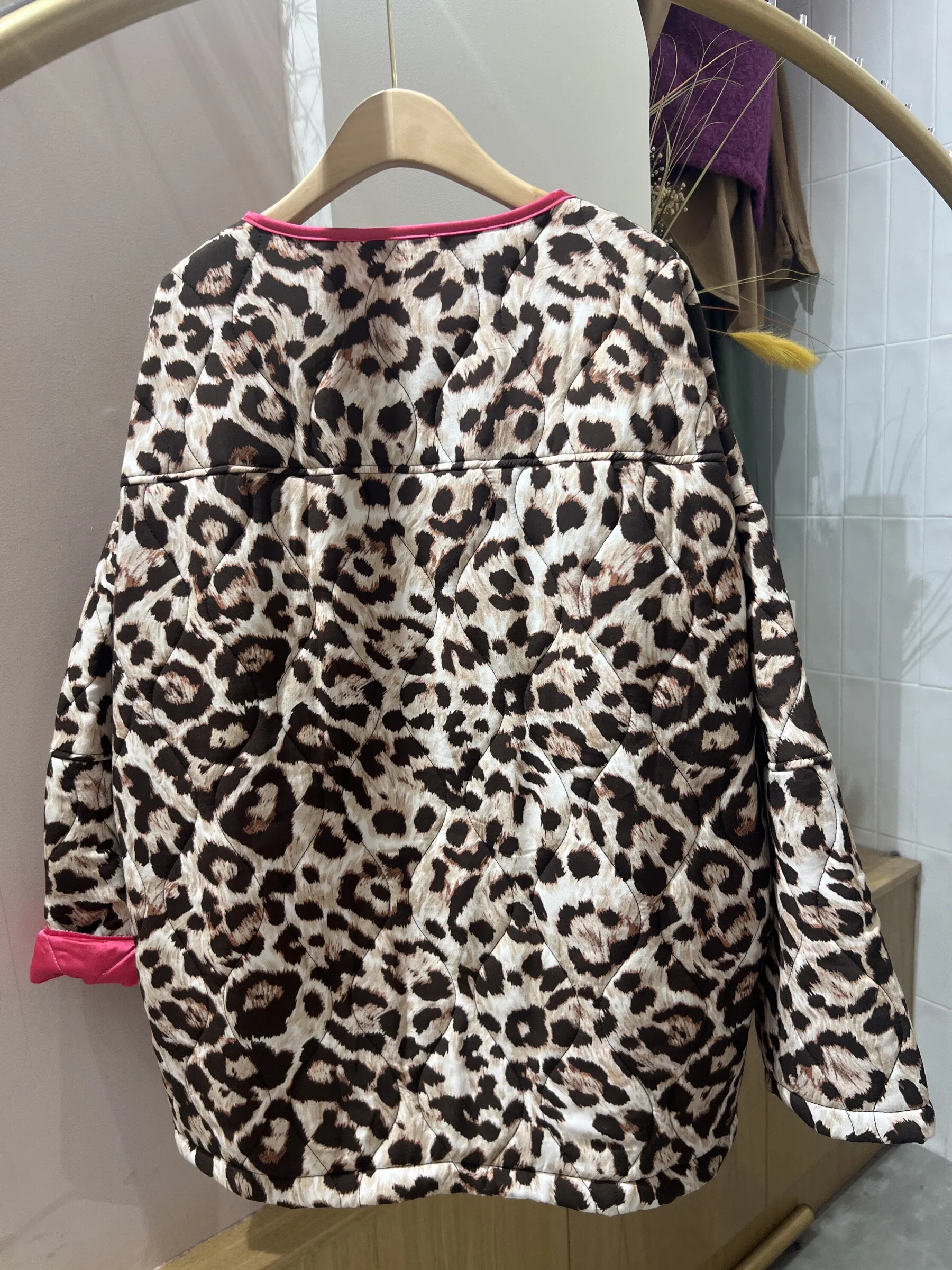 Fania bedruckte Jacke im Oversize-Schnitt mit Satinrand