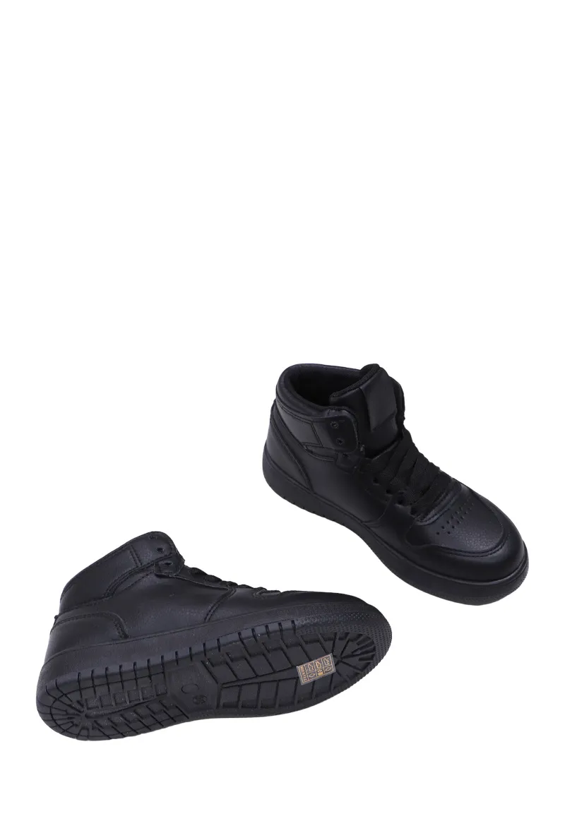 High-Top-Sneaker