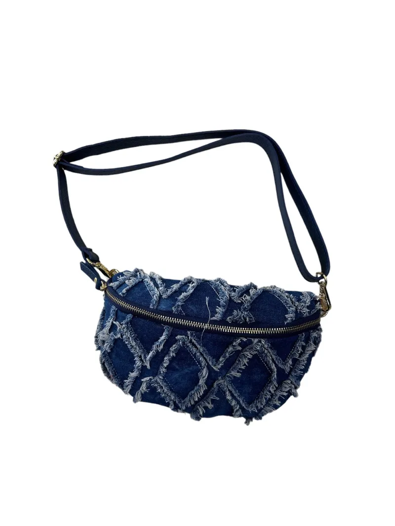 Jeans-Gürteltasche mit Leder-Schultergurt