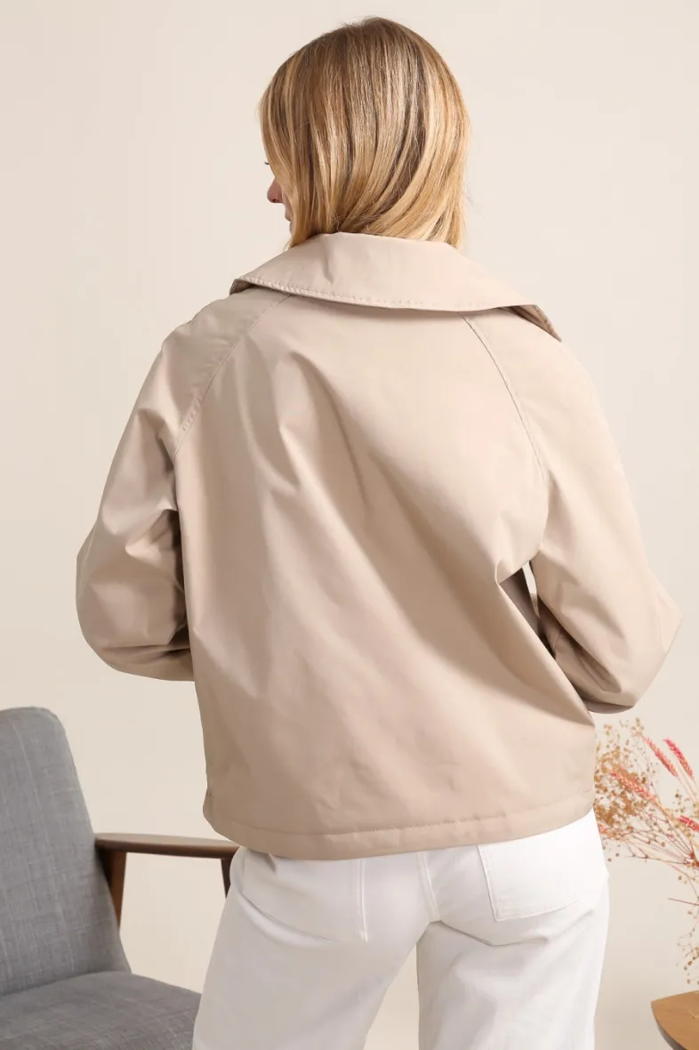 Kurze wasserdichte Jacke mit elastischem Handgelenk