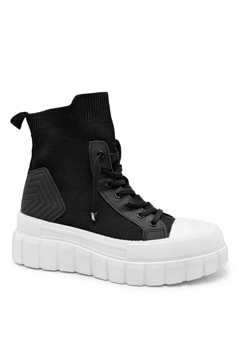 Sneaker mit Plateausohle