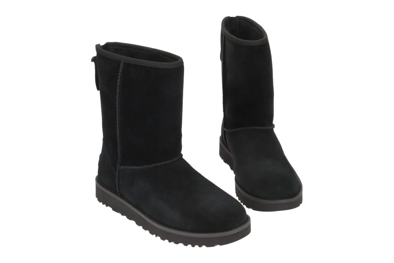 UGG CLASSIC SHORT LOGO ZIP Stiefel schwarz 1122672